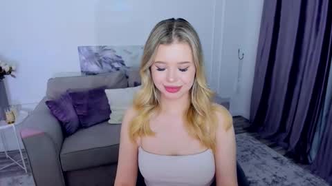 Alice online show from November 27, 7:38 pm