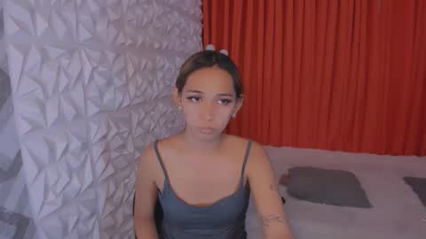 Rhian online show from February 23, 3:42 pm