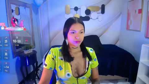 Snapshot of unforgettable_gh chatting on September 23, 11:35 am Samantha online show from September 23, 11:35 am