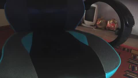 Snapshot of ungcouple21 chatting on December 6, 1:22 pm ungcouple21 online show from December 6, 1:22 pm