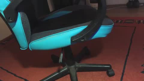 Snapshot of ungcouple21 chatting on January 19, 5:07 pm ungcouple21 online show from January 19, 5:07 pm