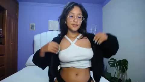 Snapshot of universepsicosis chatting on January 7, 10:23 pm Lau online show from January 7, 10:23 pm