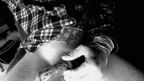 unlitimnaughty_ online show from November 4, 4:00 am