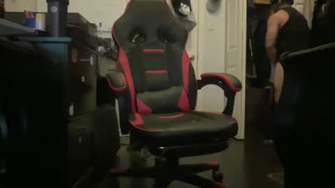 unlobitooenwallstreet online show from November 30, 4:05 am