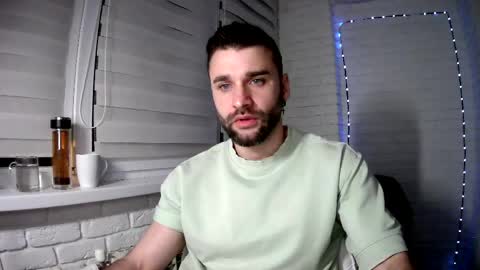 SlavaVibes online show from April 18, 7:18 pm