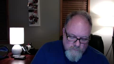 Snapshot of up2later chatting on December 27, 5:20 am up2later online show from December 27, 5:20 am