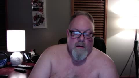 Snapshot of up2later chatting on February 3, 4:46 am up2later online show from February 3, 4:46 am