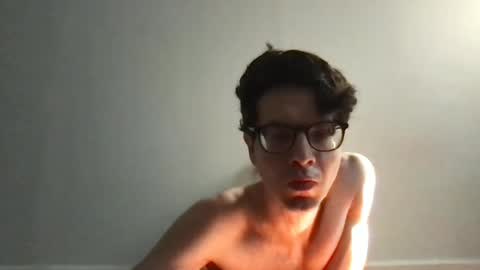 Snapshot of upsetboy chatting on October 5, 4:27 pm deaf mute boy online show from October 5, 4:27 pm
