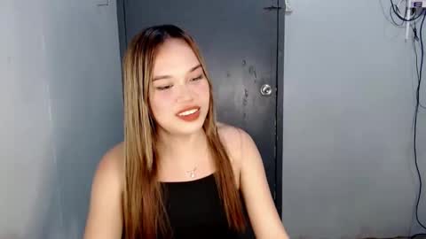 Snapshot of ur_anarosesexdoll chatting on February 25, 7:14 pm anarose online show from February 25, 7:14 pm