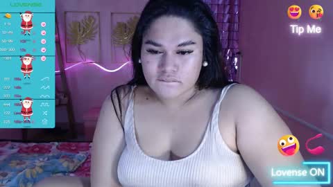 Snapshot of ur_baby_rebbecca chatting on January 3, 2:43 am SINGLE online show from January 3, 2:43 am