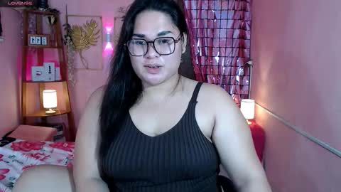 Snapshot of ur_baby_rebbecca chatting on October 13, 12:49 pm SINGLE online show from October 13, 12:49 pm