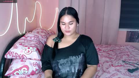 SINGLE online show from January 17, 12:32 pm