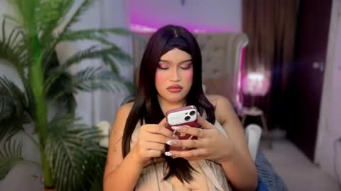 ur_bombshellpatty online show from April 28, 5:40 pm