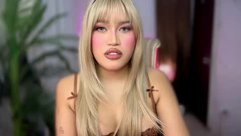 ur_bombshellpatty online show from April 29, 4:00 pm