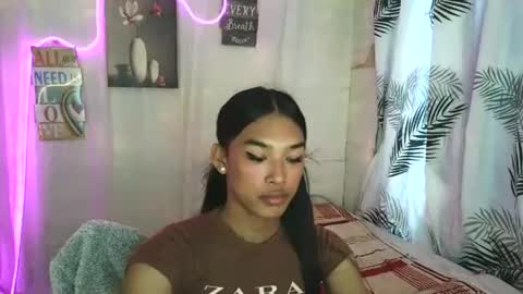 ur_dazzlingmorenaxx online show from April 18, 1:31 am