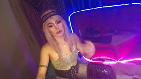 MISS ANNA online show from January 17, 12:54 pm