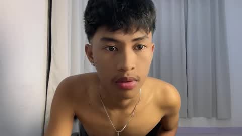 ur_fuckerbttm online show from November 4, 10:14 am