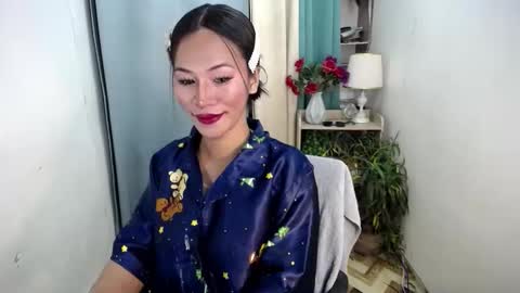 ur_hottest_girl online show from January 8, 3:53 am