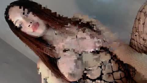 Lola online show from January 12, 1:37 pm