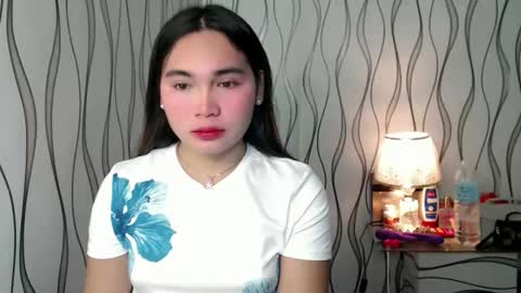 QUEENSY online show from November 21, 2:32 am