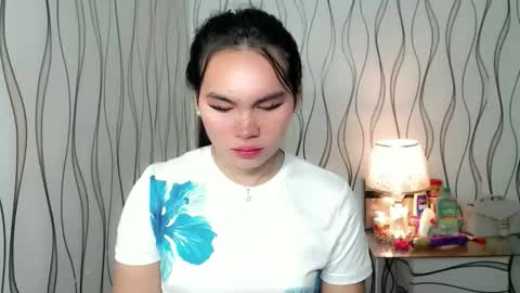 QUEENSY online show from November 23, 11:15 pm