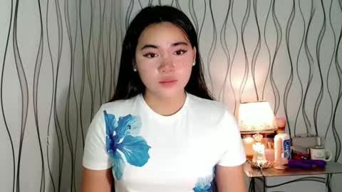 QUEENSY online show from January 8, 3:42 am