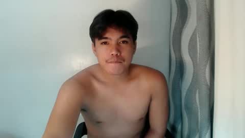 Snapshot of ur_jadelover chatting on May 28, 7:00 pm JADE online show from May 28, 7:00 pm