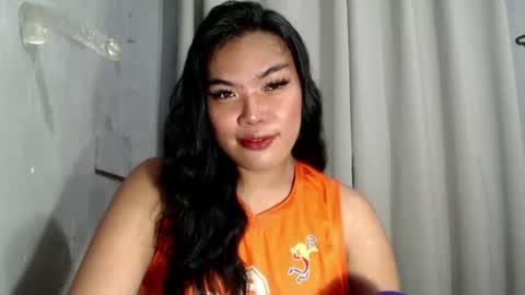 Snapshot of ur_krissyxxx chatting on June 20, 7:38 pm kriss online show from June 20, 7:38 pm