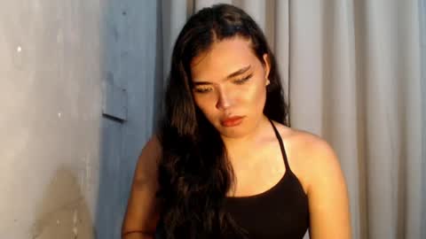 Snapshot of ur_krissyxxx chatting on July 12, 9:39 pm kriss online show from July 12, 9:39 pm