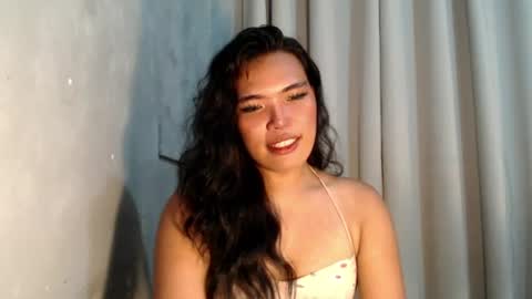 Snapshot of ur_krissyxxx chatting on August 3, 9:04 am kriss online show from August 3, 9:04 am