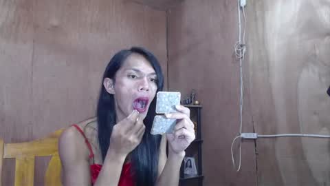 Snapshot of ur_prescious_xxx chatting on May 25, 11:22 pm Ur Lovely Pricious online show from May 25, 11:22 pm