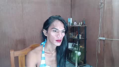 Snapshot of ur_prescious_xxx chatting on June 10, 10:03 am Ur Lovely Pricious online show from June 10, 10:03 am