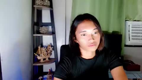 Ellie online show from February 15, 7:51 am