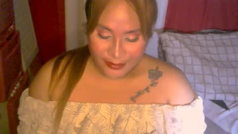 pretitit micole online show from December 4, 3:32 pm