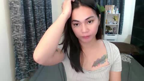 urasian_erica online show from May 9, 2:33 pm