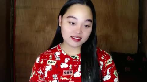 Snapshot of urasian_hotchix69 chatting on December 2, 9:35 am Lycah online show from December 2, 9:35 am