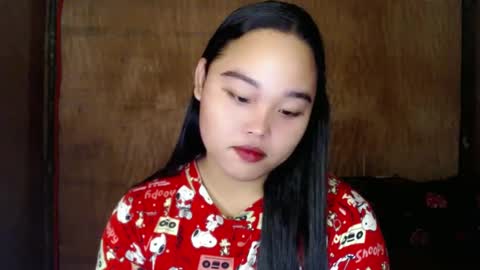 Snapshot of urasian_hotchix69 chatting on December 5, 9:17 pm Lycah online show from December 5, 9:17 pm