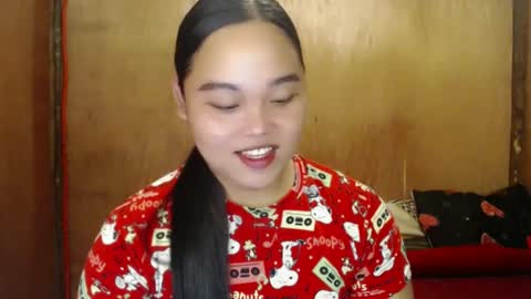 Snapshot of urasian_hotchix69 chatting on December 28, 2:53 pm Lycah online show from December 28, 2:53 pm