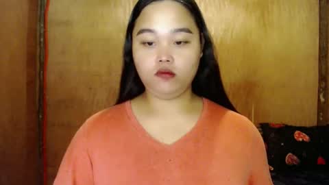 Snapshot of urasian_hotchix69 chatting on January 3, 11:57 am Lycah online show from January 3, 11:57 am
