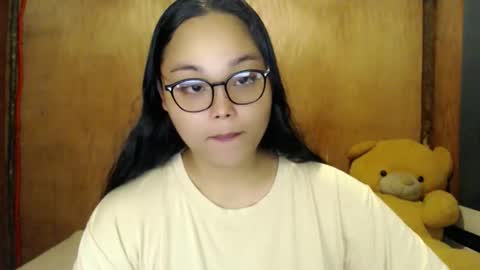 Snapshot of urasian_hotchix69 chatting on September 12, 9:42 am Lycah online show from September 12, 9:42 am