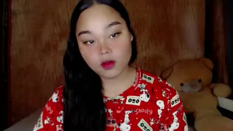 Snapshot of urasian_hotchix69 chatting on September 16, 4:24 am Lycah online show from September 16, 4:24 am