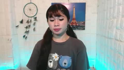 Shirley online show from April 23, 9:50 pm