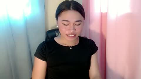 Alvie online show from May 25, 12:38 am