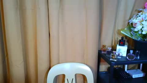 urasiancumboix2 online show from November 14, 8:29 pm