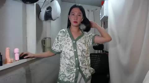 Erika online show from November 6, 3:57 pm