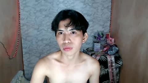 Snapshot of urasiantwinkx chatting on June 22, 9:39 am urasiantwinkx online show from June 22, 9:39 am