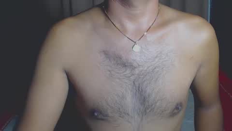 Snapshot of urasianversahunkxx chatting on January 31, 6:36 pm johnzen online show from January 31, 6:36 pm