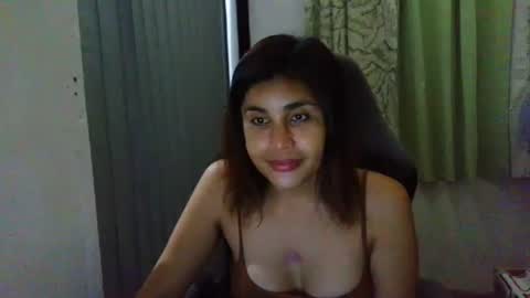 Snapshot of urblossom_vergoxx chatting on July 4, 7:31 pm urblossom_vergoxx online show from July 4, 7:31 pm