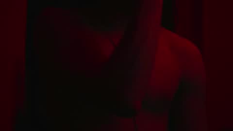 urboytoy_512 online show from December 20, 11:10 am