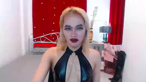 Snapshot of urcumgirlasiants chatting on January 26, 11:17 am KENDALL online show from January 26, 11:17 am